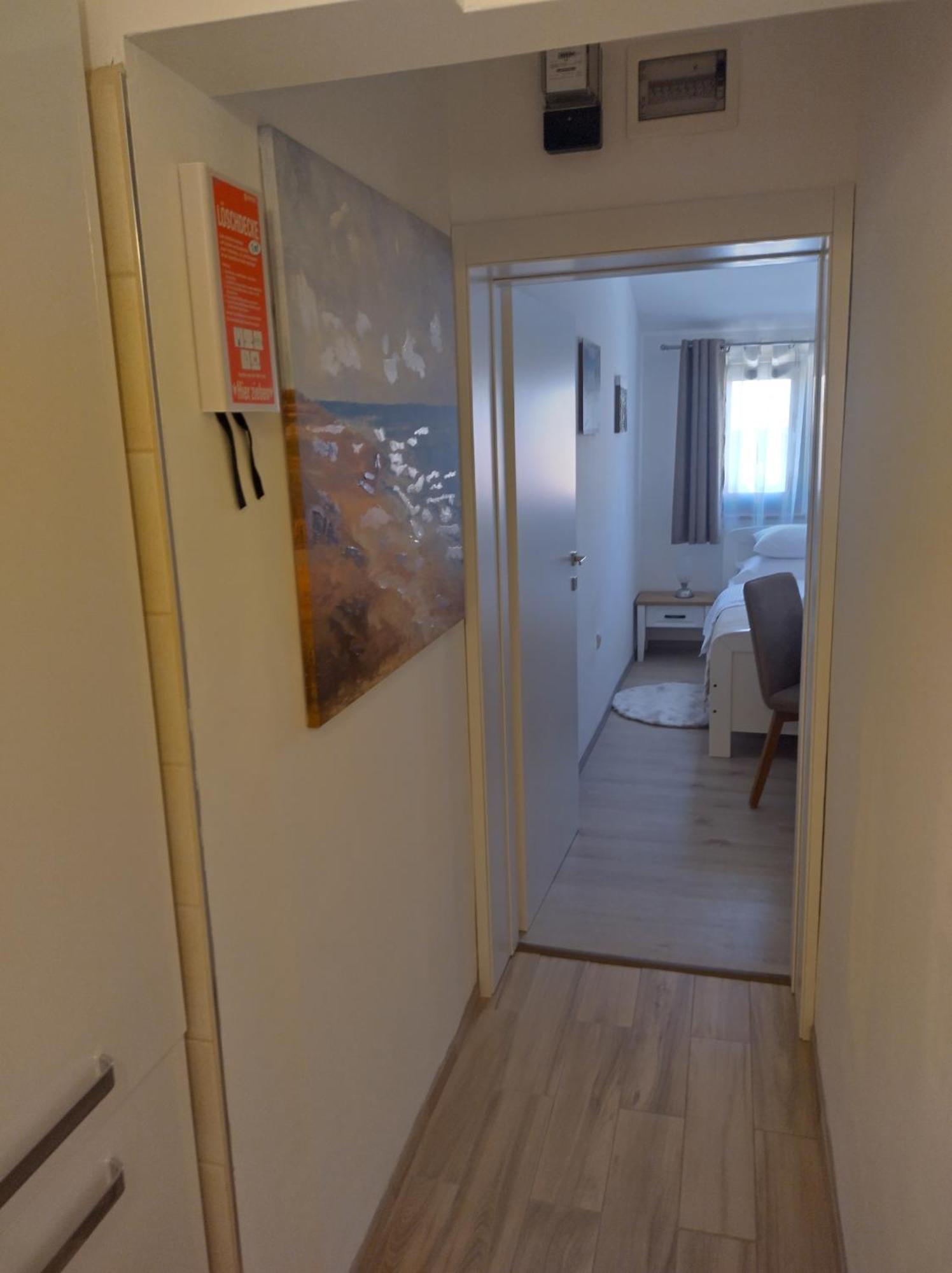 Apartmani Bernarda 波雷奇 外观 照片