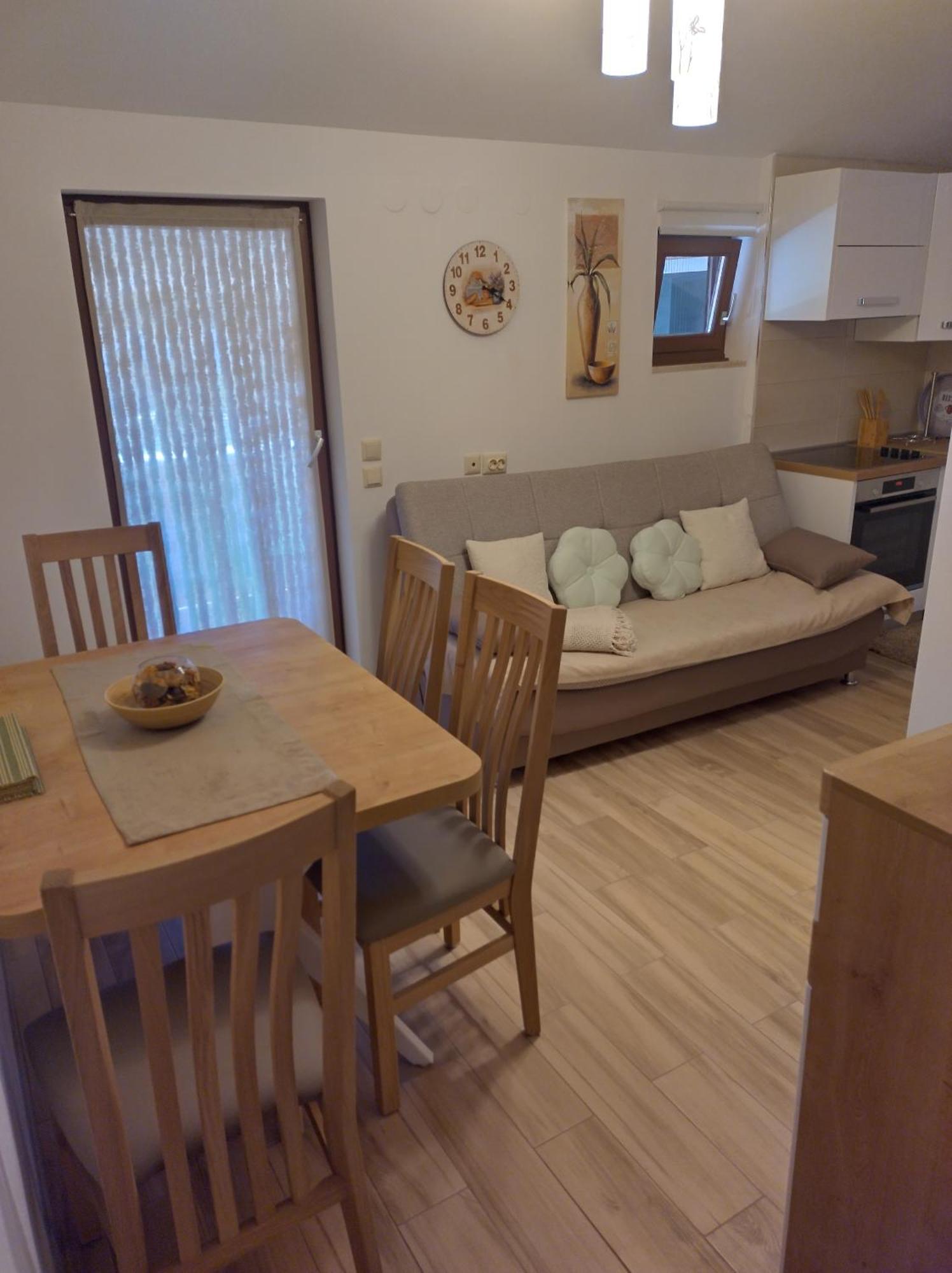 Apartmani Bernarda 波雷奇 外观 照片